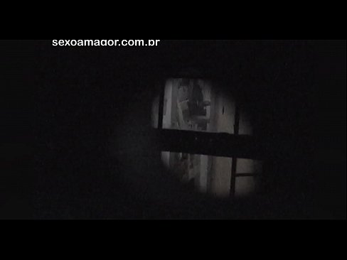 ❤️ Blondie dirakam video secara rahsia oleh intip kawasan kejiranan yang tersembunyi di sebalik batu bata kosong ❌ Lucah vk pada ms.hentaiteca.ru